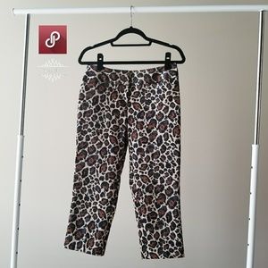 🎈LAST CHANCE❗(WORTHINGTON) Leopard Print Capris